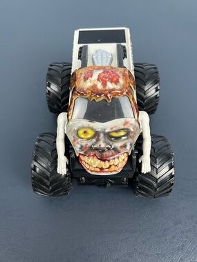 Monster jam die cast zombie truck